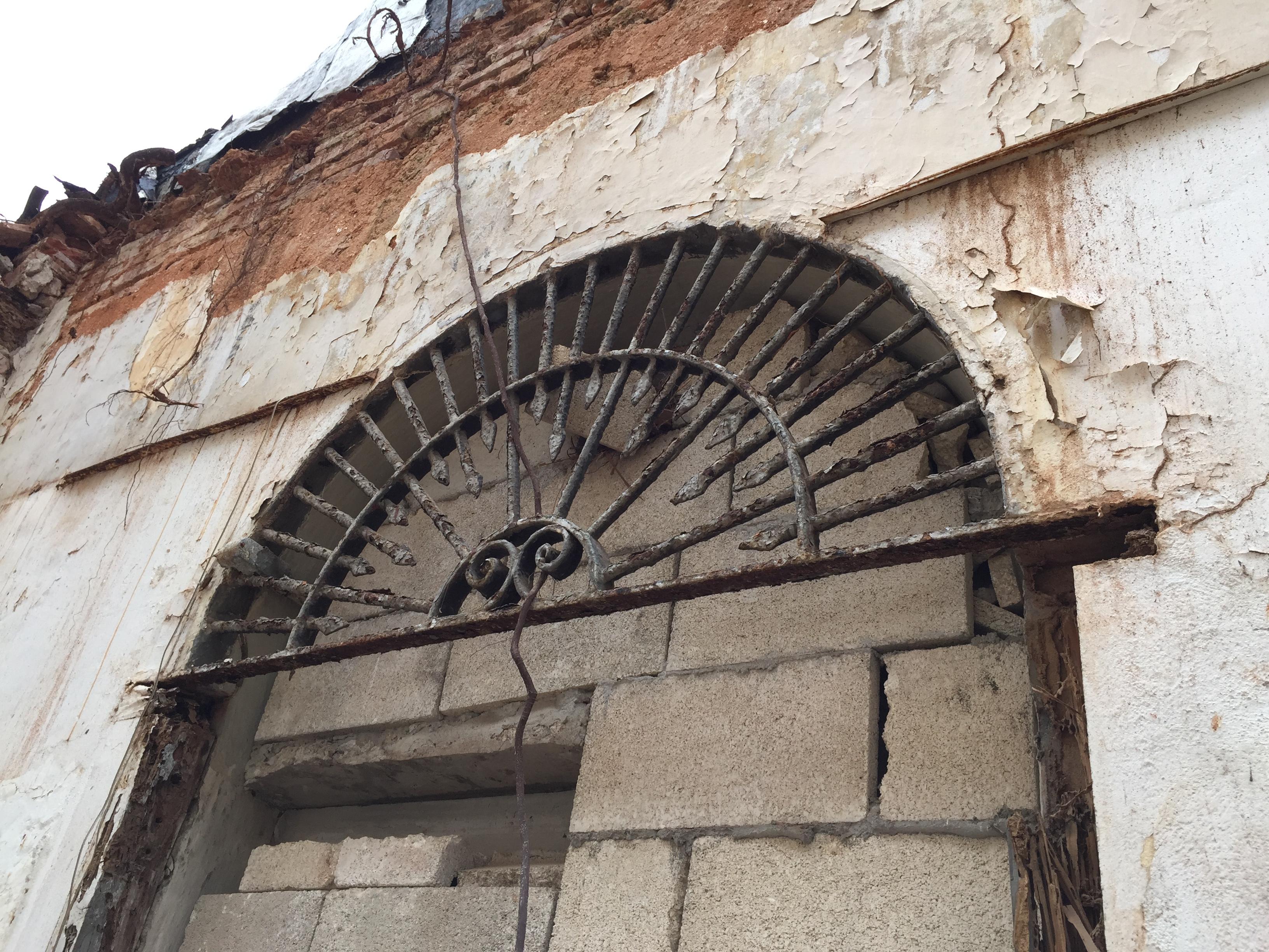 Calle de la Fortaleza 350 - Casa Galguera - Remoción de Escombros - San Juan (Viejo San Juan) - 2015 00011